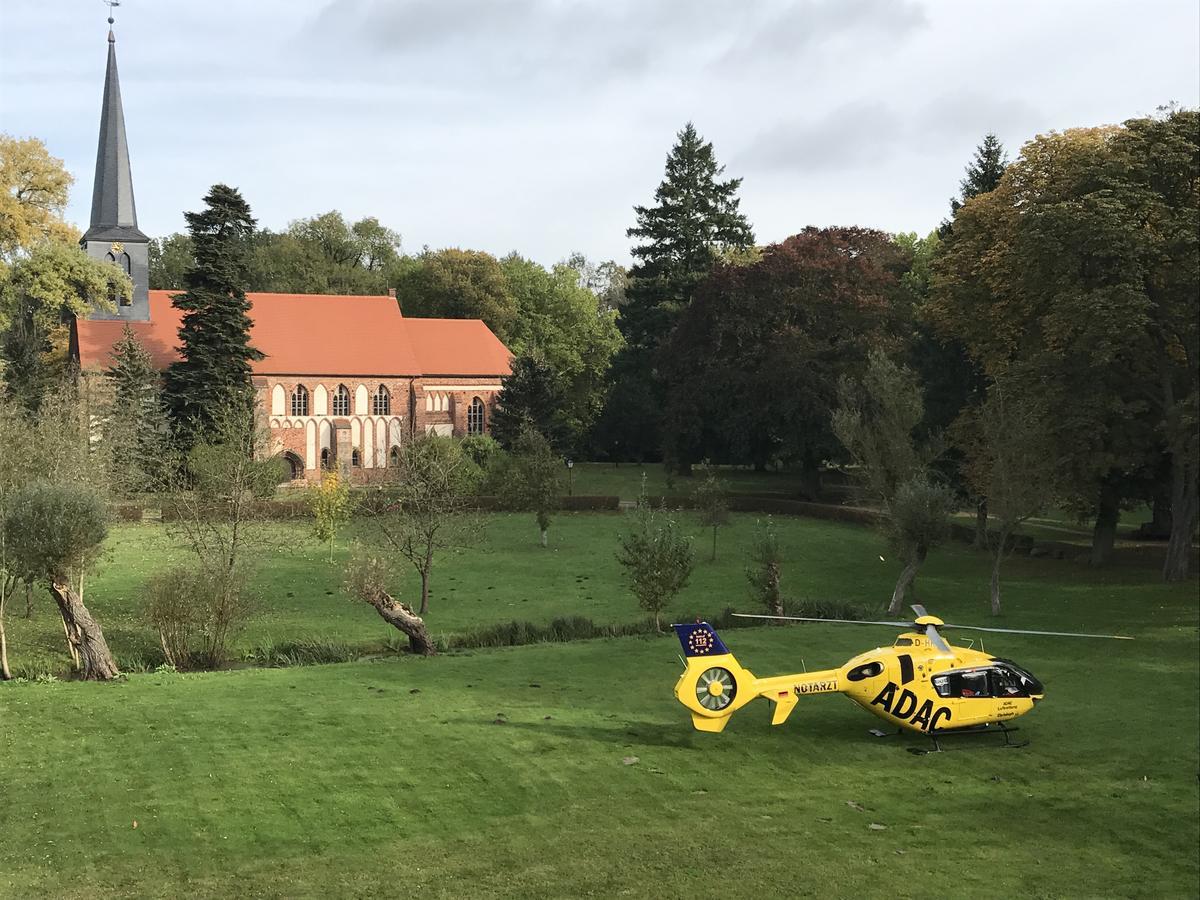 Klosterhotel Marienfliess Stepenitz 외부 사진